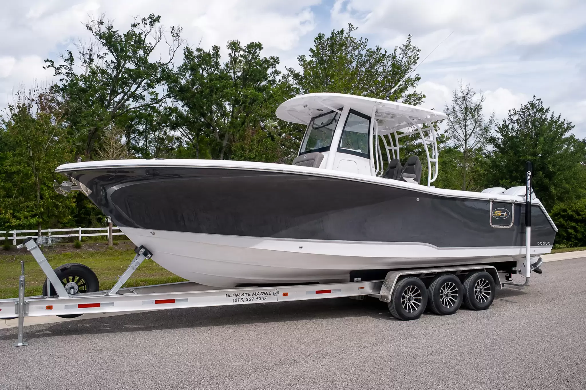2027 Sea Hunt Ultra 285 CB (SH472) Ashe Gray